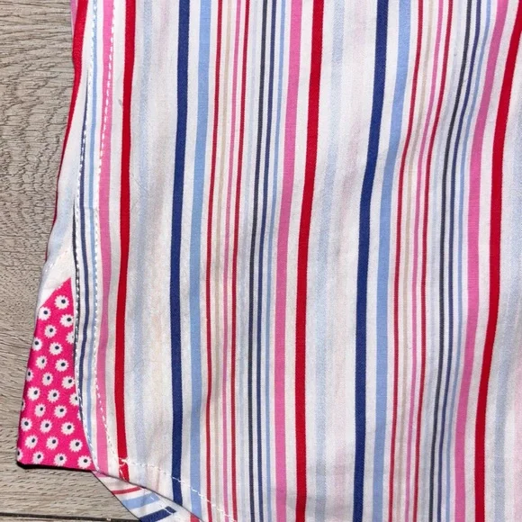 Elegant Striped Men's Shirt with Red and Blue Accents - Picture 3 of 4